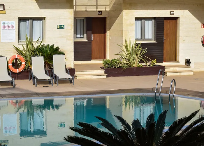 Hôtel 3 étoiles: Aparthotel Novo Sancti Petri